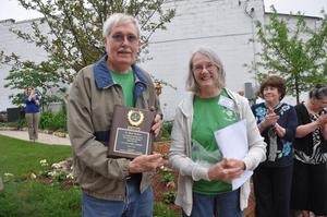 Richard Carlson & Diane Madoerin, Webster City Main St. Gardens